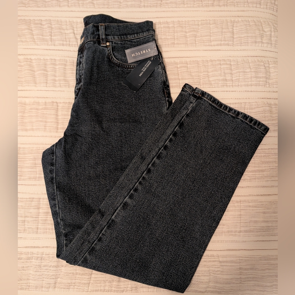 Jones New York Signature Stretch Straight Leg Jeans Classic Style NWT